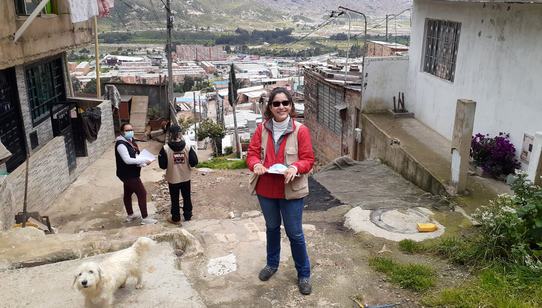 220101_War Child_Colombia_SEEDS_HouseToHouse.jpeg