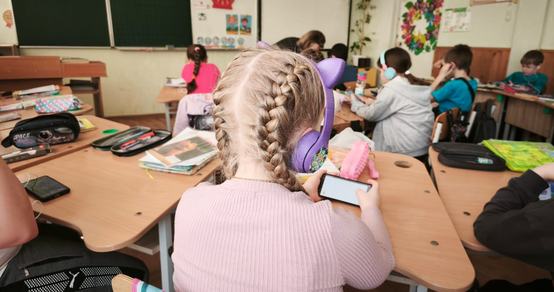 Ukrainian students engage with the Can't Wait to Learn app in their classroom
