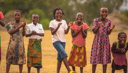 War-Child-Holland_Uganda_Safe-Spaces_Mado_14_220910